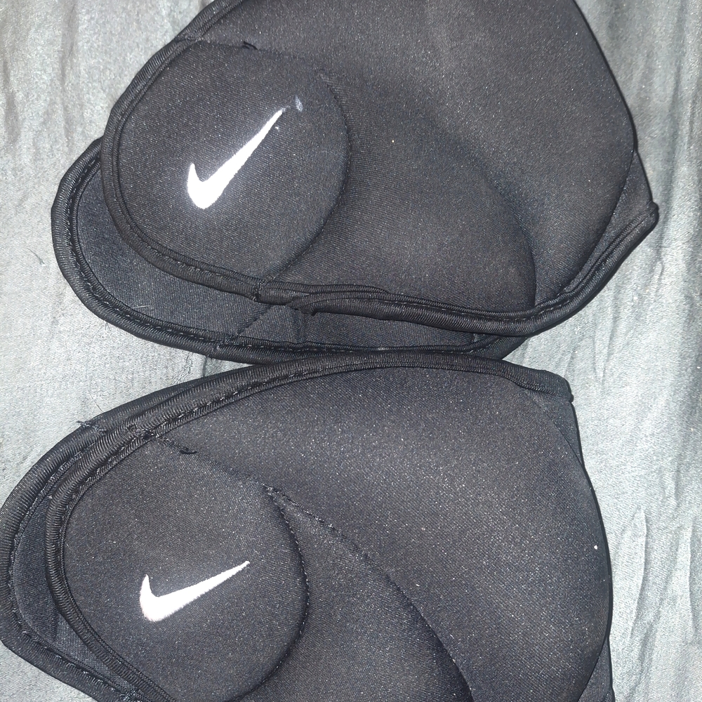 Nike Black Kn Pads with Logo